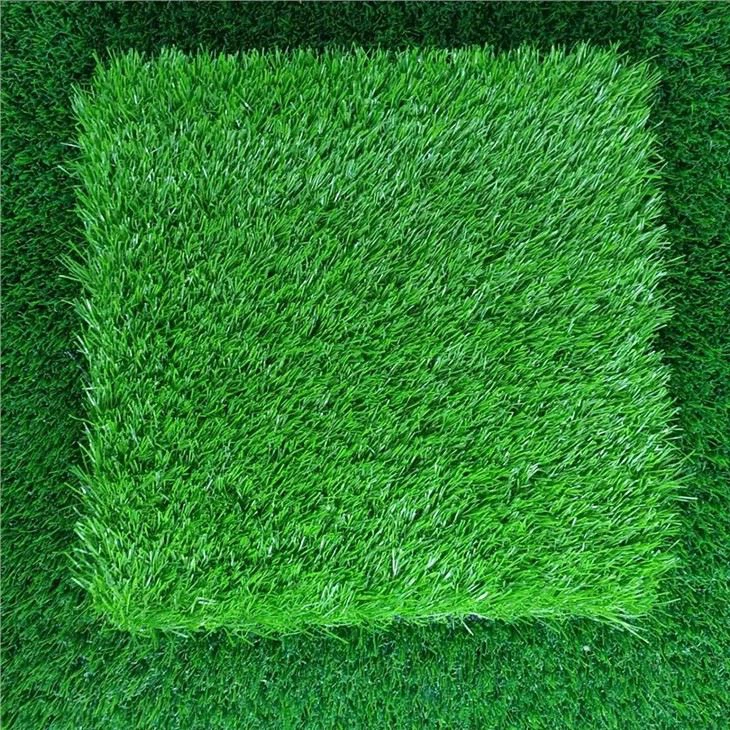 Artificial Grass in The Balcony
